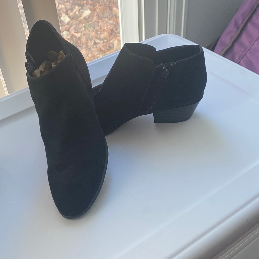 Style & Co. Women's Black Ankle Booties